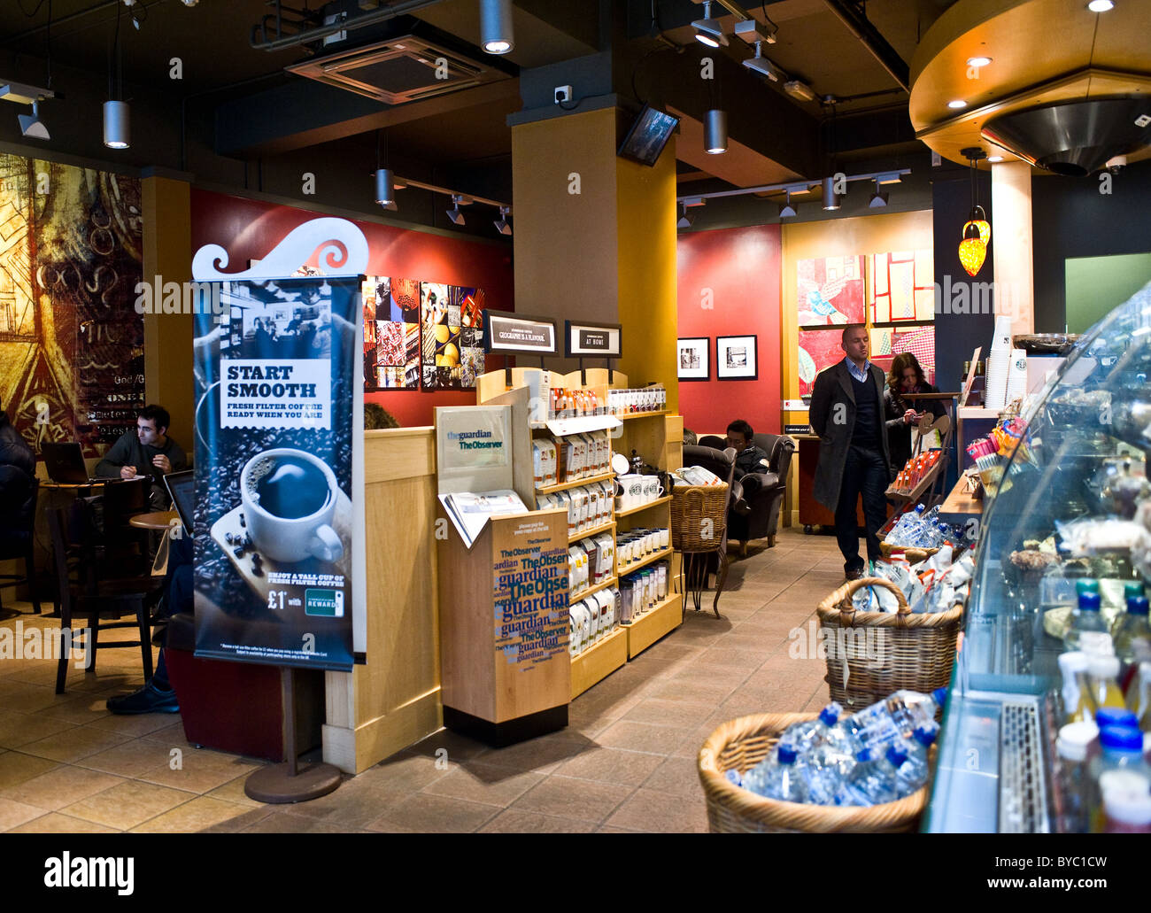 L'interno di un Starbucks Coffee Shop. Foto Stock