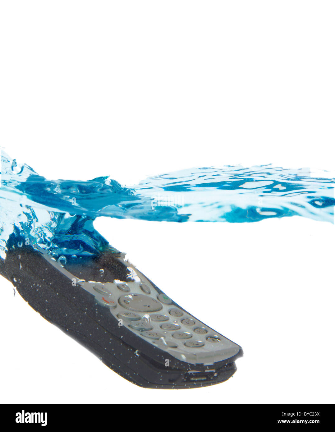Telefono cellulare in acqua Foto Stock