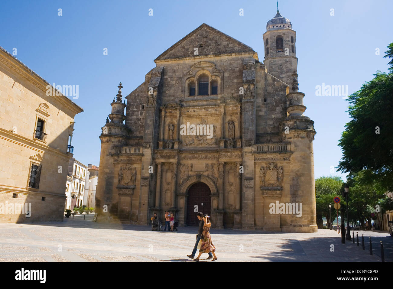 A Ubeda, Provincia di Jaen, Spagna. Sacra Capilla de El Salvador del Mundo, Plaza Vázquez de Molina. Foto Stock