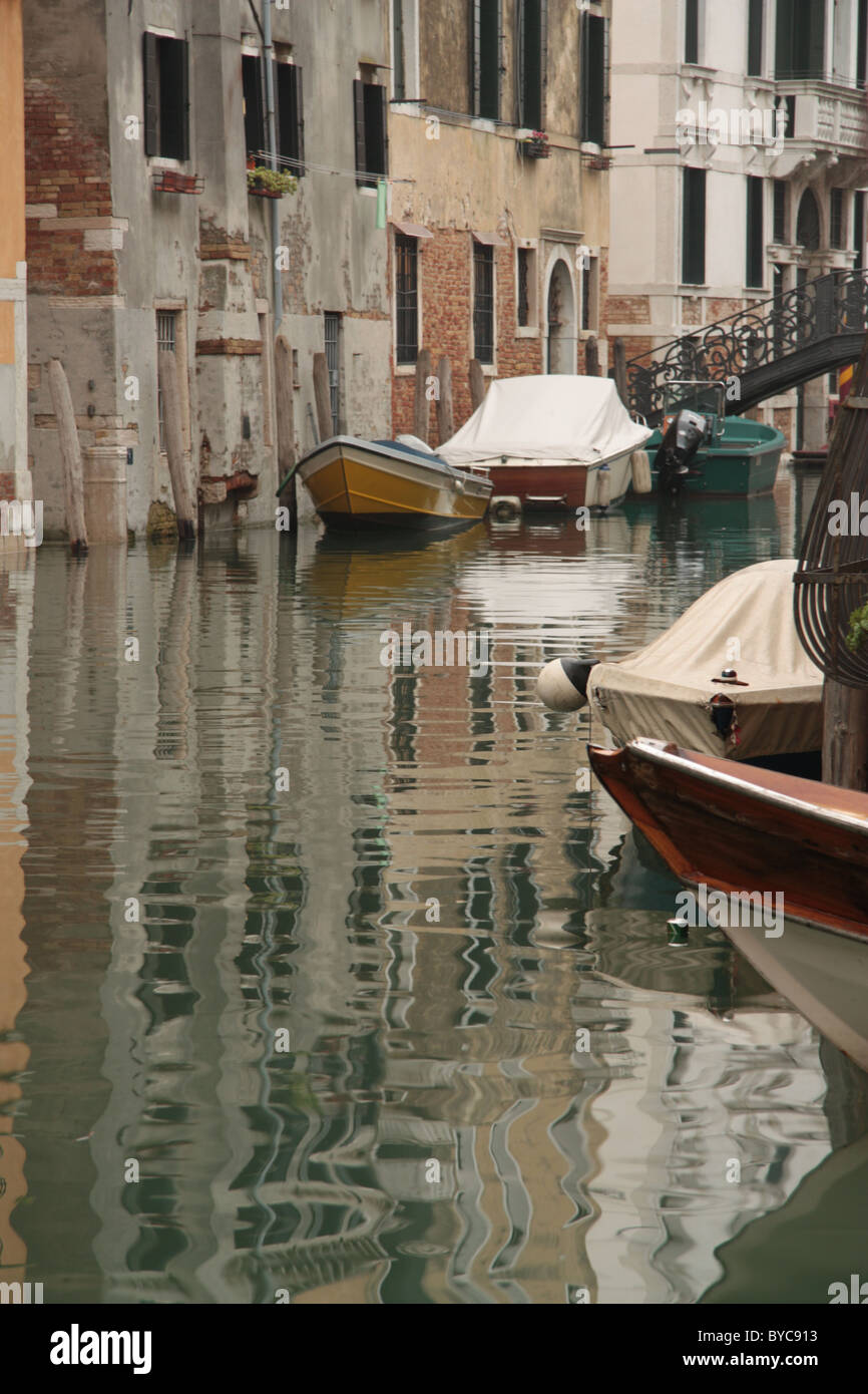 Riflessioni di Canal, Venezia Foto Stock