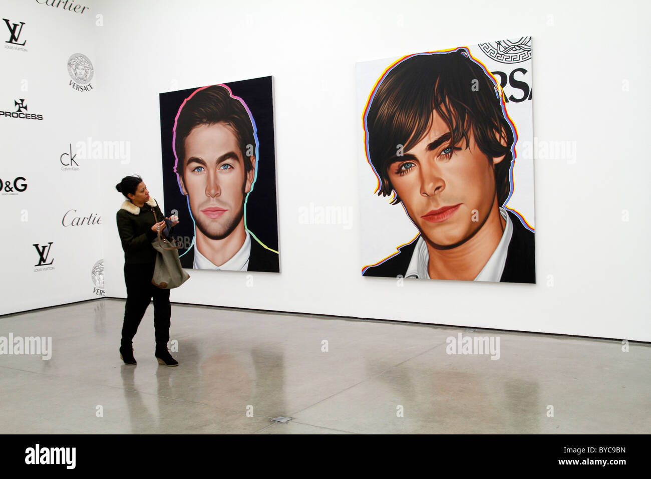 Regno Unito. Mostra di Richard Phillips "top wanted' alla White Cube di Hoxton Sq. Londra Foto Stock