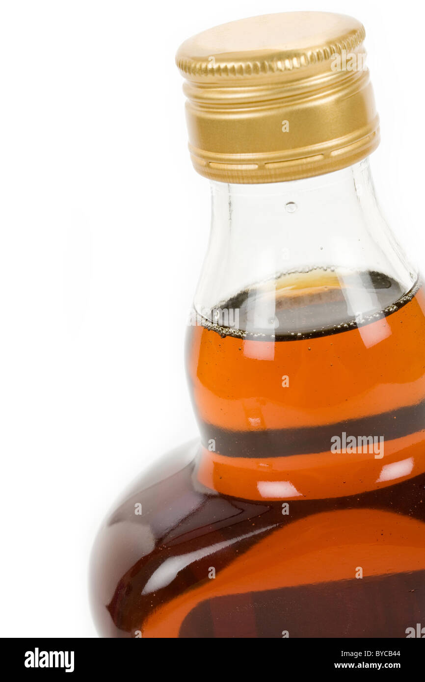 Disco bottiglia di liquore con sfondo bianco Foto Stock