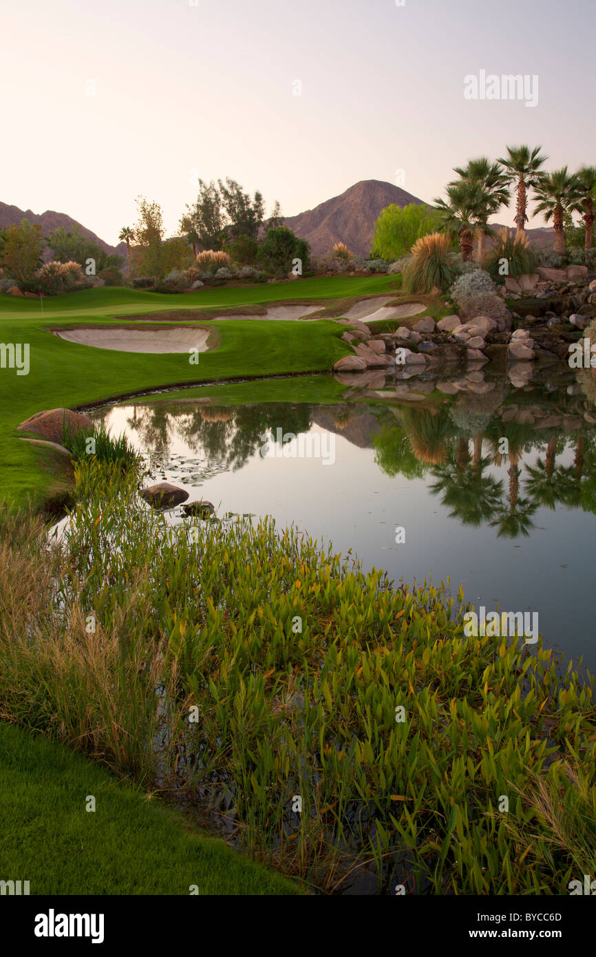 Indian Wells Golf Resort e hotel Hyatt Grand Champions Resort, Ville e terme, Indian Wells, CA Foto Stock