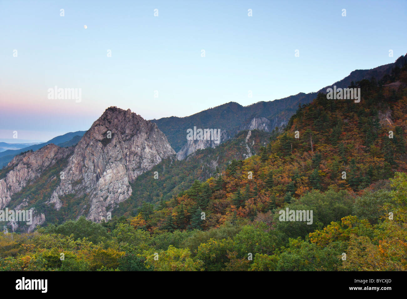 Crepuscolo in Seoraksan National Park, Corea del Sud Foto Stock