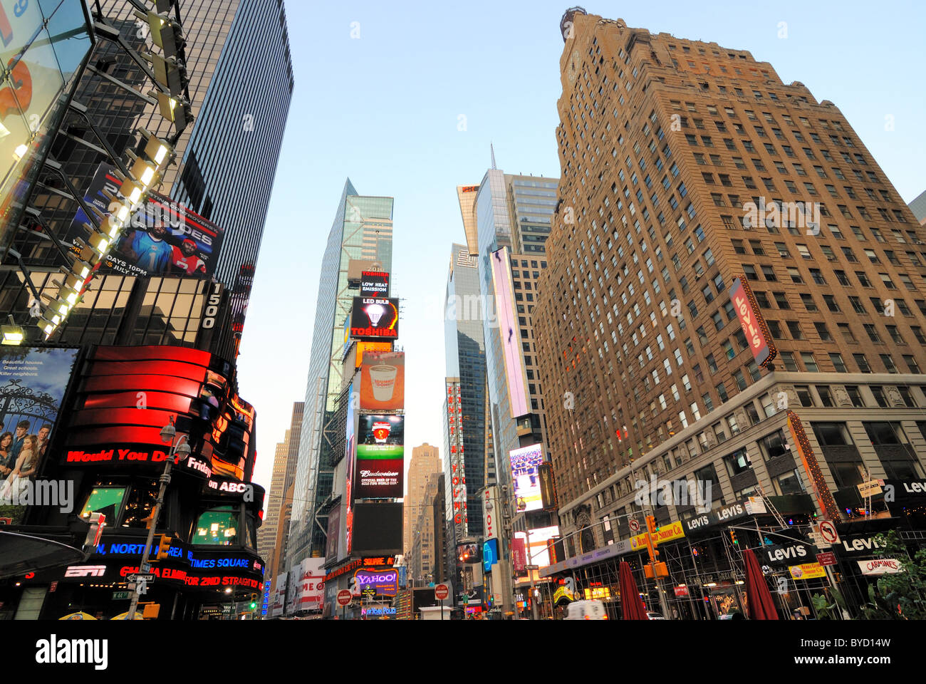 Famosa Times Square a New York City. Giugno 27, 2010. Foto Stock