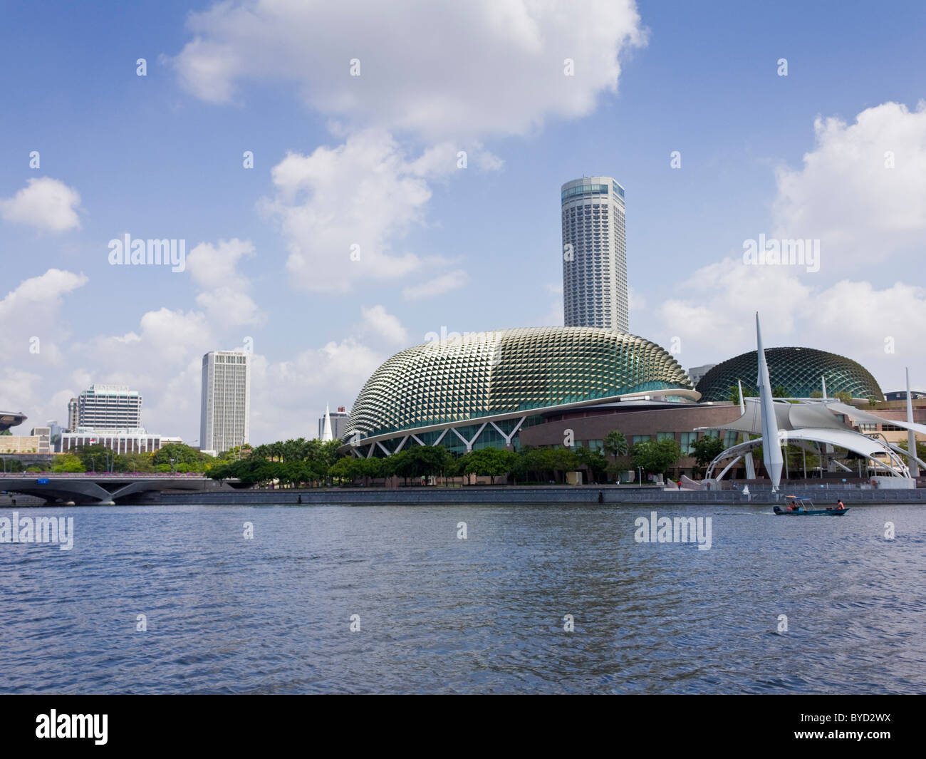 Teatri Esplanade a Singapore, una storica ma molto moderna della città Foto Stock