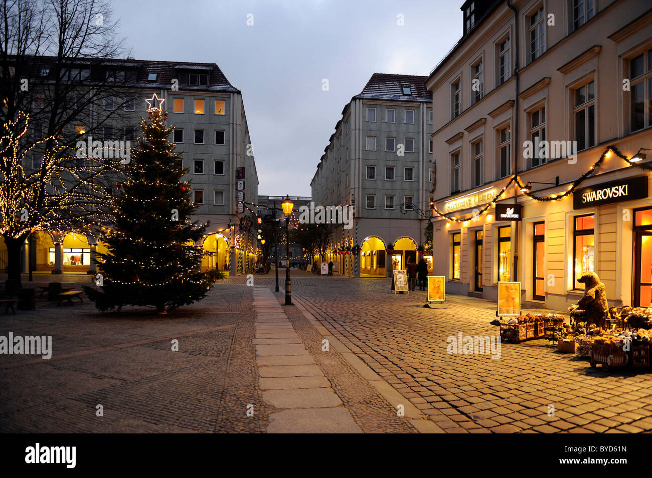 Il quartiere Nikolai nella serata con decorazioni di Natale, Berlino, Germania, Europa Foto Stock