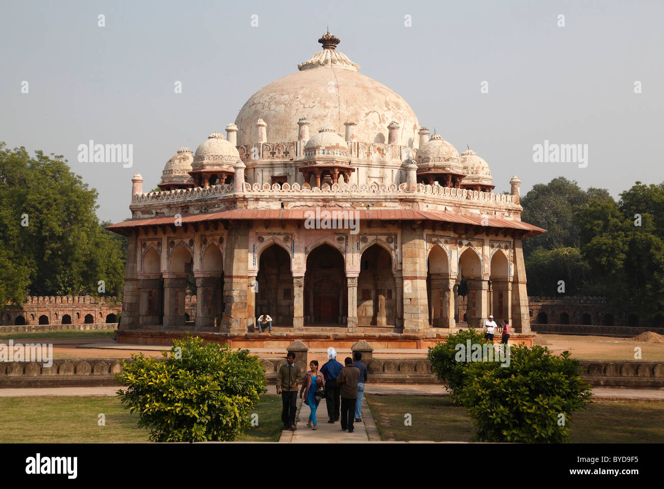 Isa Khan's Tomb, la tomba di Humayun, luogo di sepoltura di Muhammad Nasiruddin Humayun, seconda riga dell'Impero Mughal in India Foto Stock