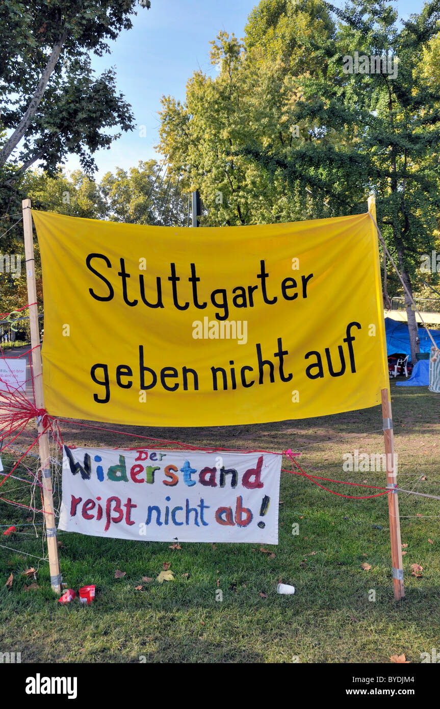 Le proteste contro la Stuttgart 21 progetto, parco Schlossgarten di Stoccarda, Baden-Wuerttemberg, Germania, Europa Foto Stock