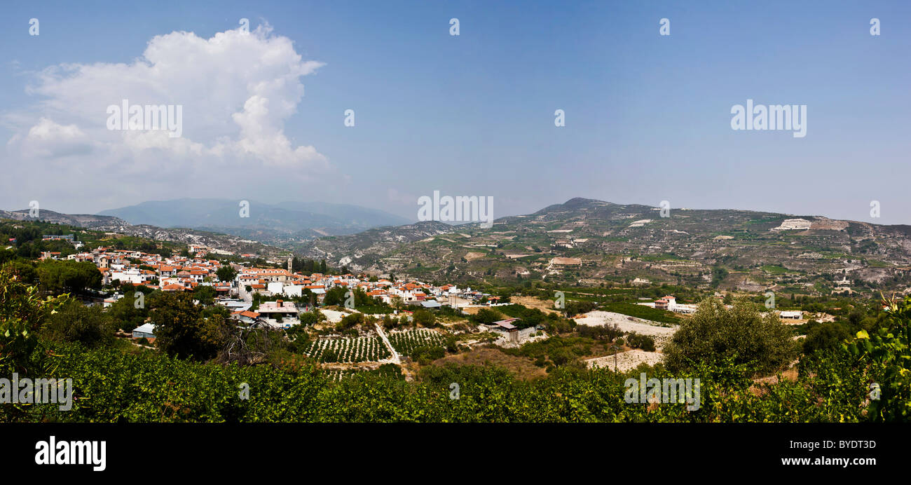 Omodos village, Monti Troodos, centrale di Cipro Foto Stock