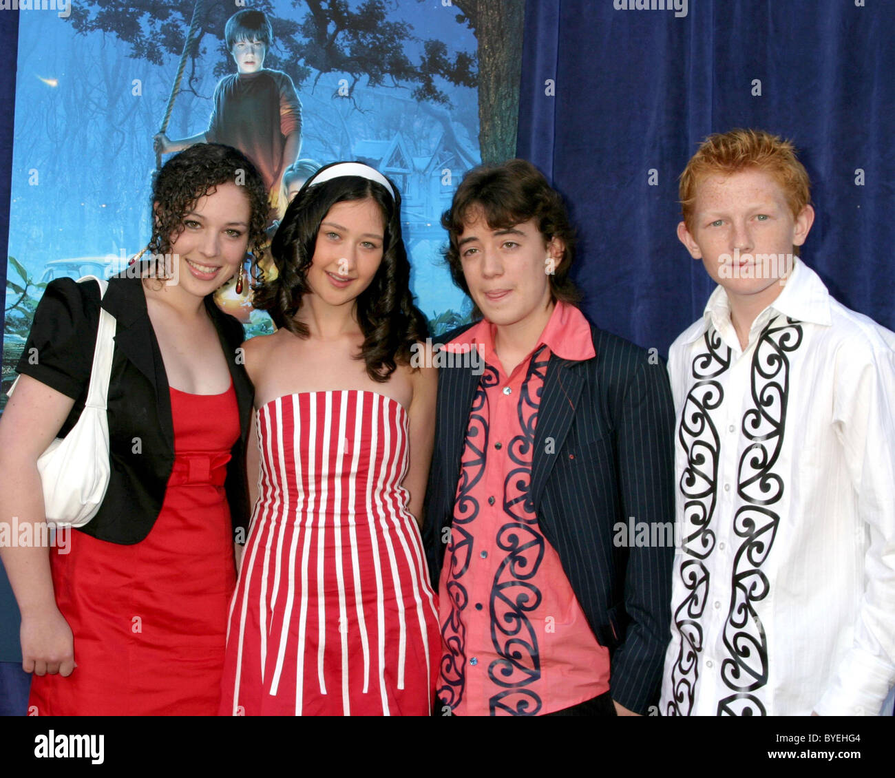 Attori Suporting Los Angeles Premiere di Walt Disney Pictures e Walden  Media 'Ponte per Terabithia' all'El capitano Foto stock - Alamy