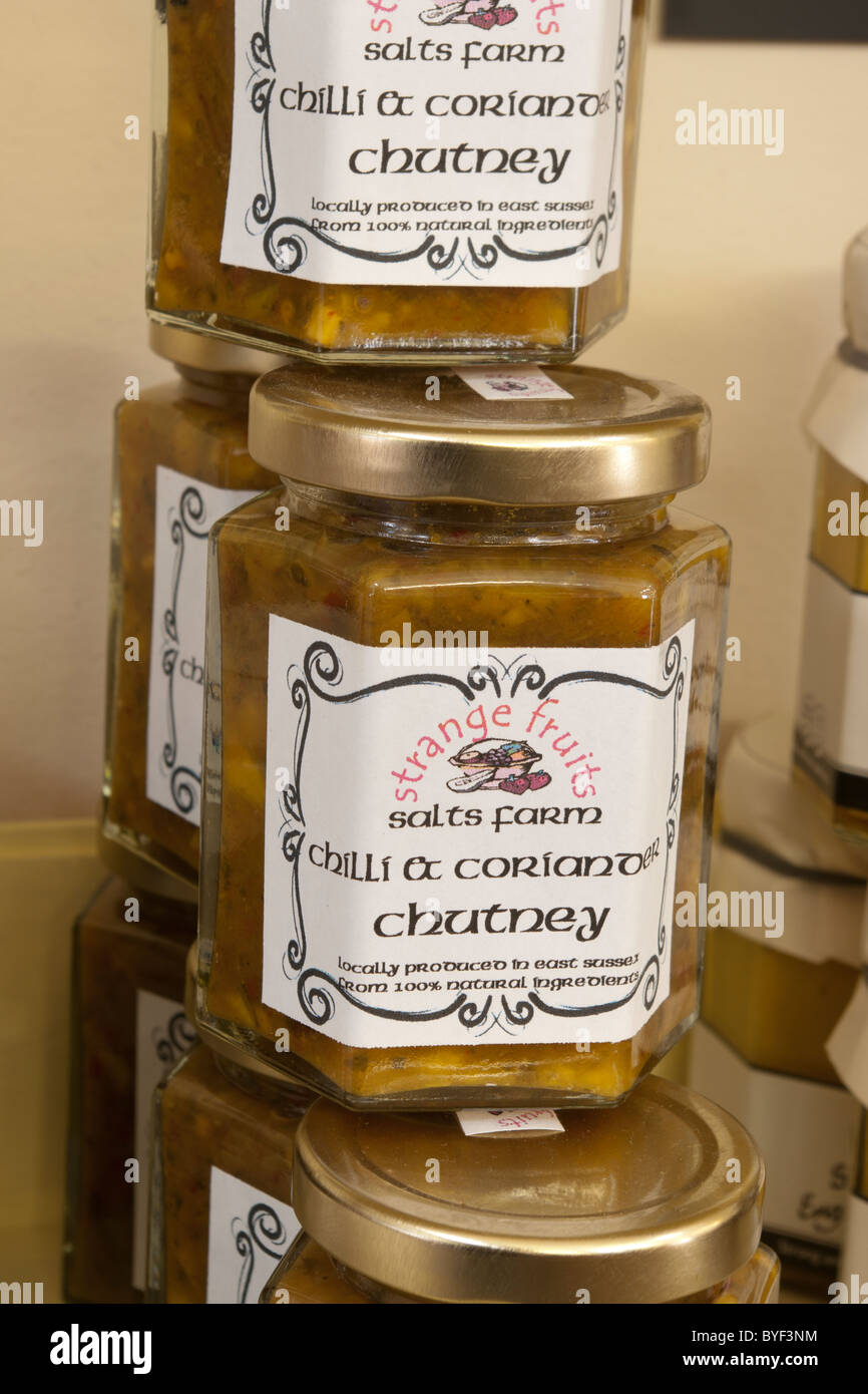 Vasetti di prodotto localmente Chutney Foto Stock