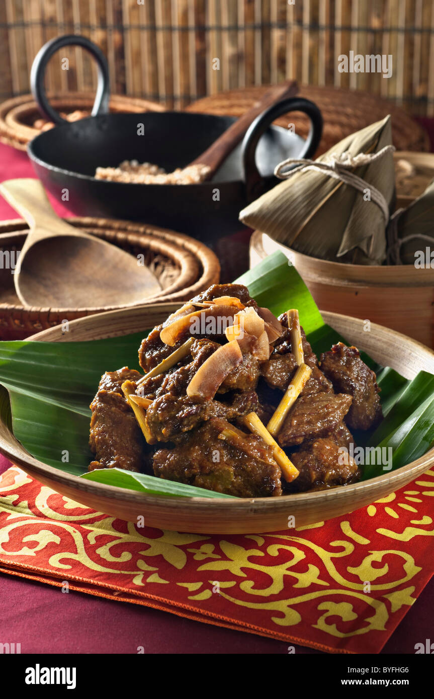 Daging Rendang Sud Est Asiatico manzo piccante piatto Foto Stock