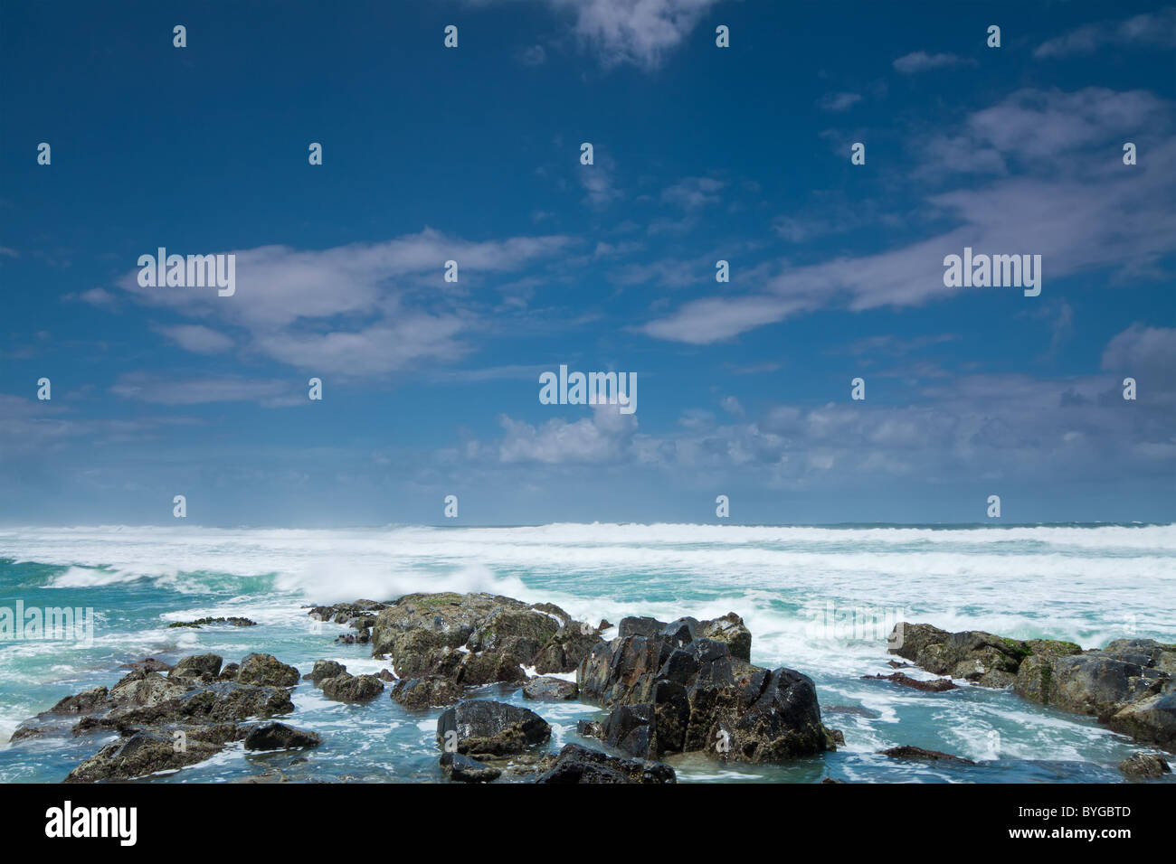 Cabarita Beach in Australia durante il giorno con poche nubi sul cielo Foto Stock