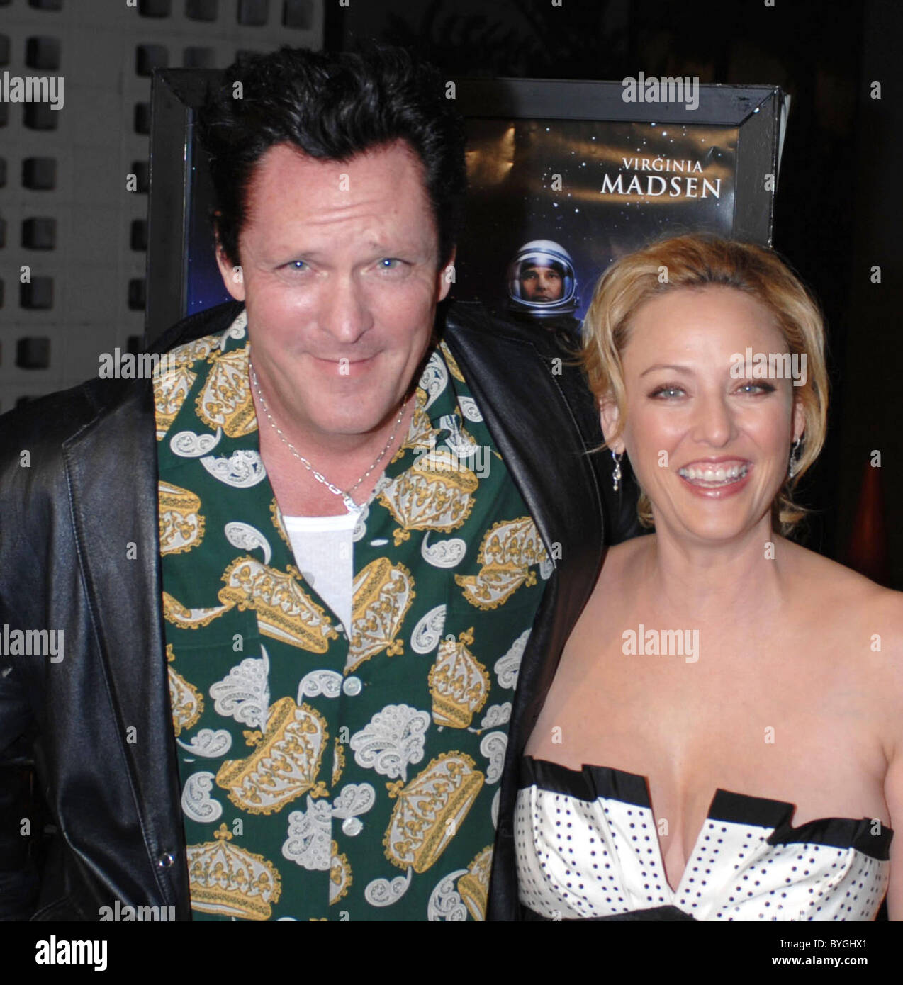 Michael Madsen e Virginia Madsen al Warner Bros Premiere di 'l'Astronauta agricoltore" tenutosi a cupola di Glossari Affini - Arrivi Foto Stock