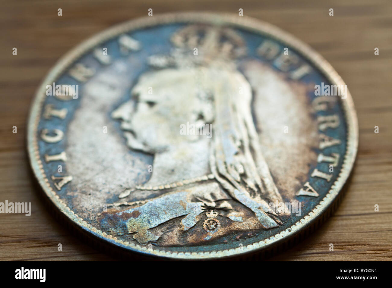 Victorian mezza corona moneta coniata nel 1892 Foto Stock