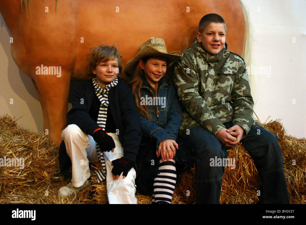 Karl Alexander Seidel, Zoe Mannhardt, Konstantin Kaucher, alla premiere di 'Haende weg von Mississippi" Kino in der Foto Stock