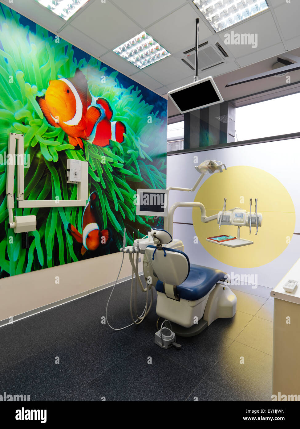 Arredamento moderno di chirurgia dentale per i bambini Foto Stock