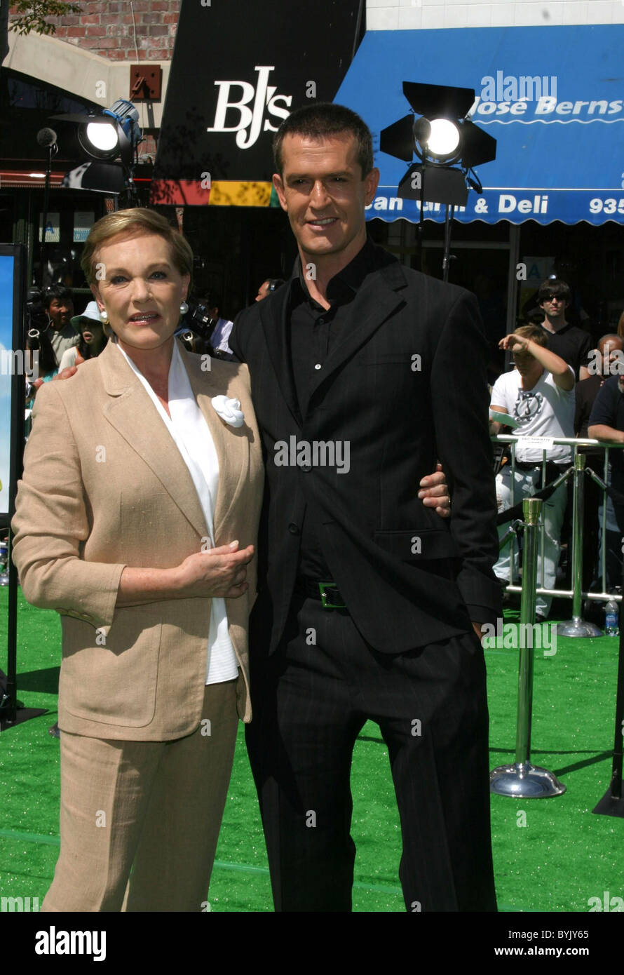 Rupert Everett e Julie Andrews 'Shrek il terzo' Los Angeles Premiere - tappeto verde svoltasi al Mann Village Theatre di Westwood, Foto Stock