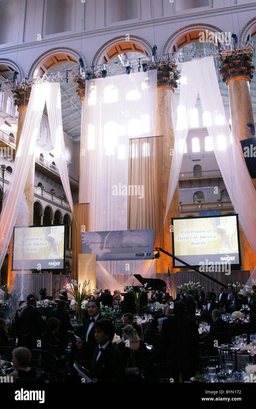 Atmosfera di Sir Elton John riceve il NAB (Associazione Nazionale delle emittenti) 'Service in America Leadership Award per la sua Foto Stock