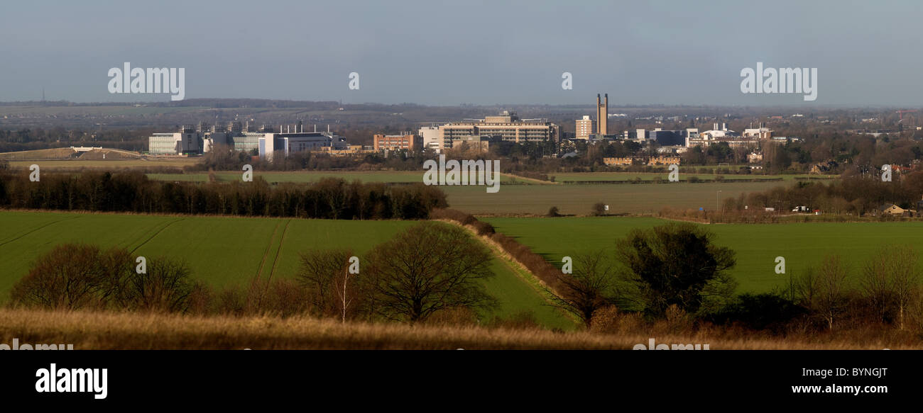 Addenbrooke's Hospital e il nuovissimo Cambridge Campus Biomedico-CBC. Foto Stock