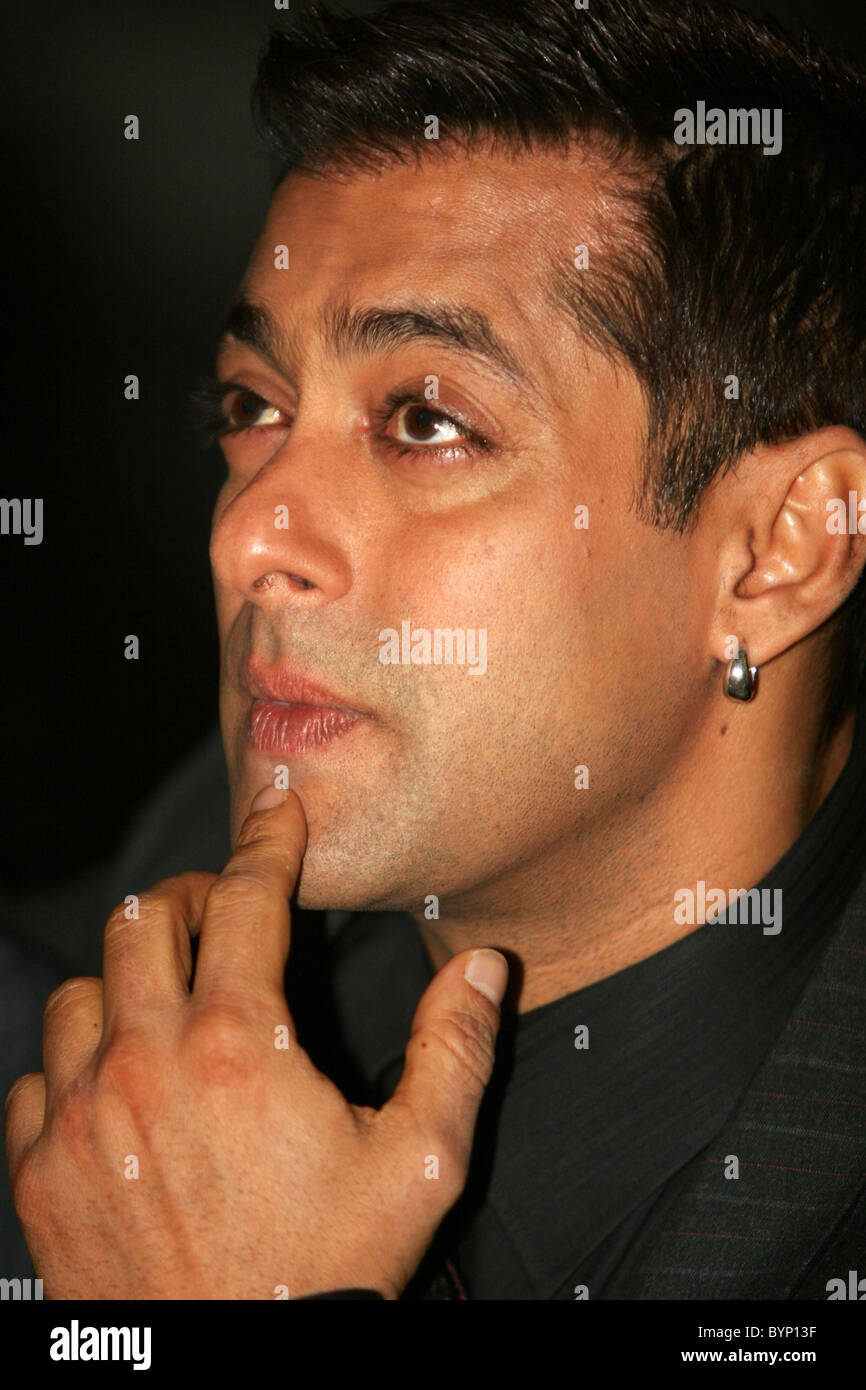 Salman Khan al lancio del film di Bollywood 'Marigold" tenutasi presso il Queens Hotel Leeds, Inghilterra - 09.06.07 Mark Readman/ Foto Stock