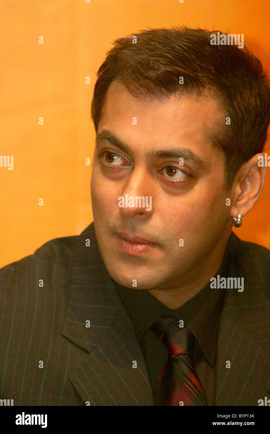 Salman Khan al lancio del film di Bollywood 'Marigold" tenutasi presso il Queens Hotel Leeds, Inghilterra - 09.06.07 Mark Readman/ Foto Stock