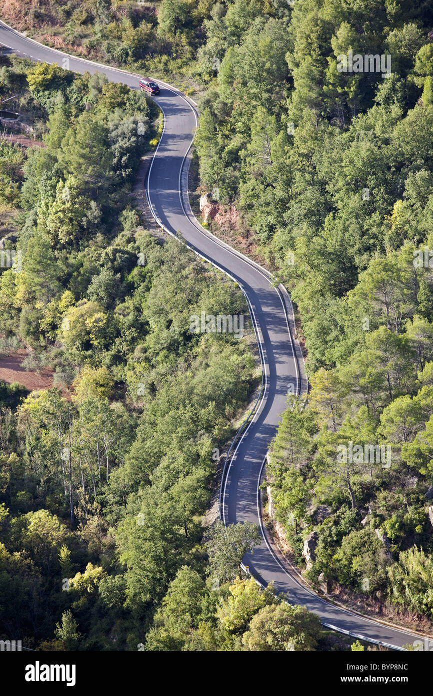 Curva road. Vista aerea. Foto Stock