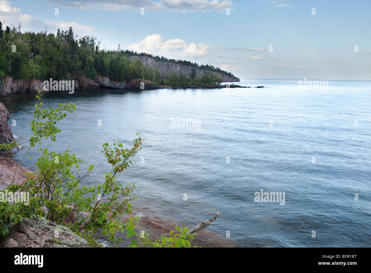 Riva settentrionale del lago superiore in stato tettegouche park; minnesota, Stati Uniti d'America Foto Stock