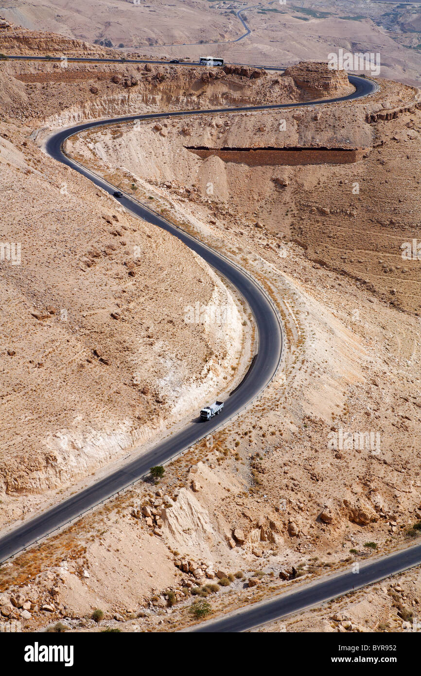 Il Re della strada statale a Wadi Mujib, Giordania Foto Stock