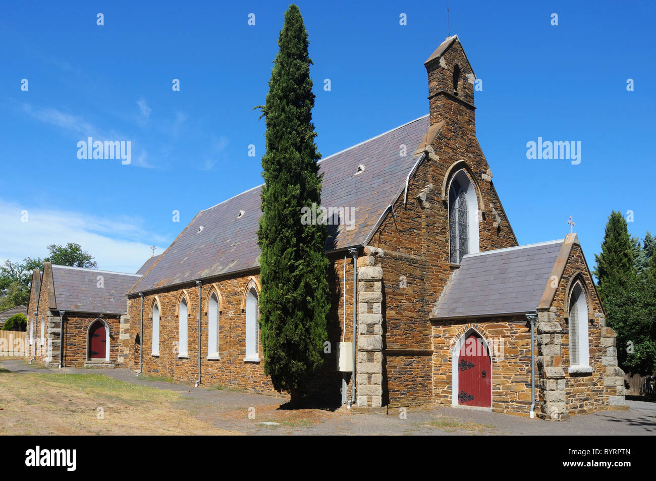 Una chiesa in mattoni a Maldon, Victoria, Australia Foto Stock