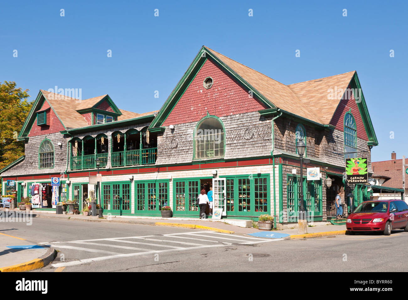 Carmen Veranda ristorante sulla strada principale in Bar Harbor, Maine Foto Stock