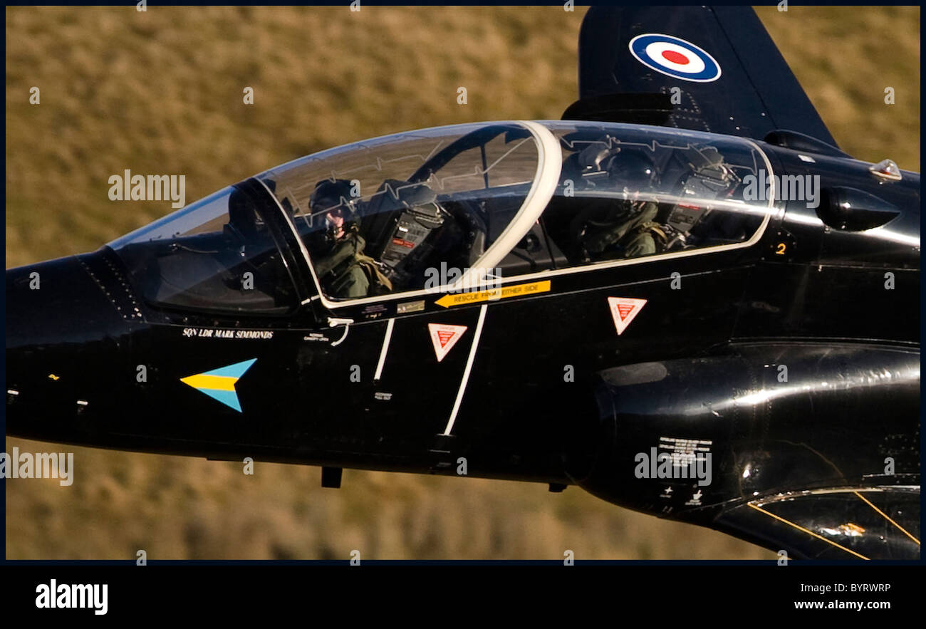 Egli Hawk prima entrarono in servizio con la RAF nel 1976, sia come un avanzato battenti-formazione di aeromobili e di un armamento aereo di formazione Foto Stock