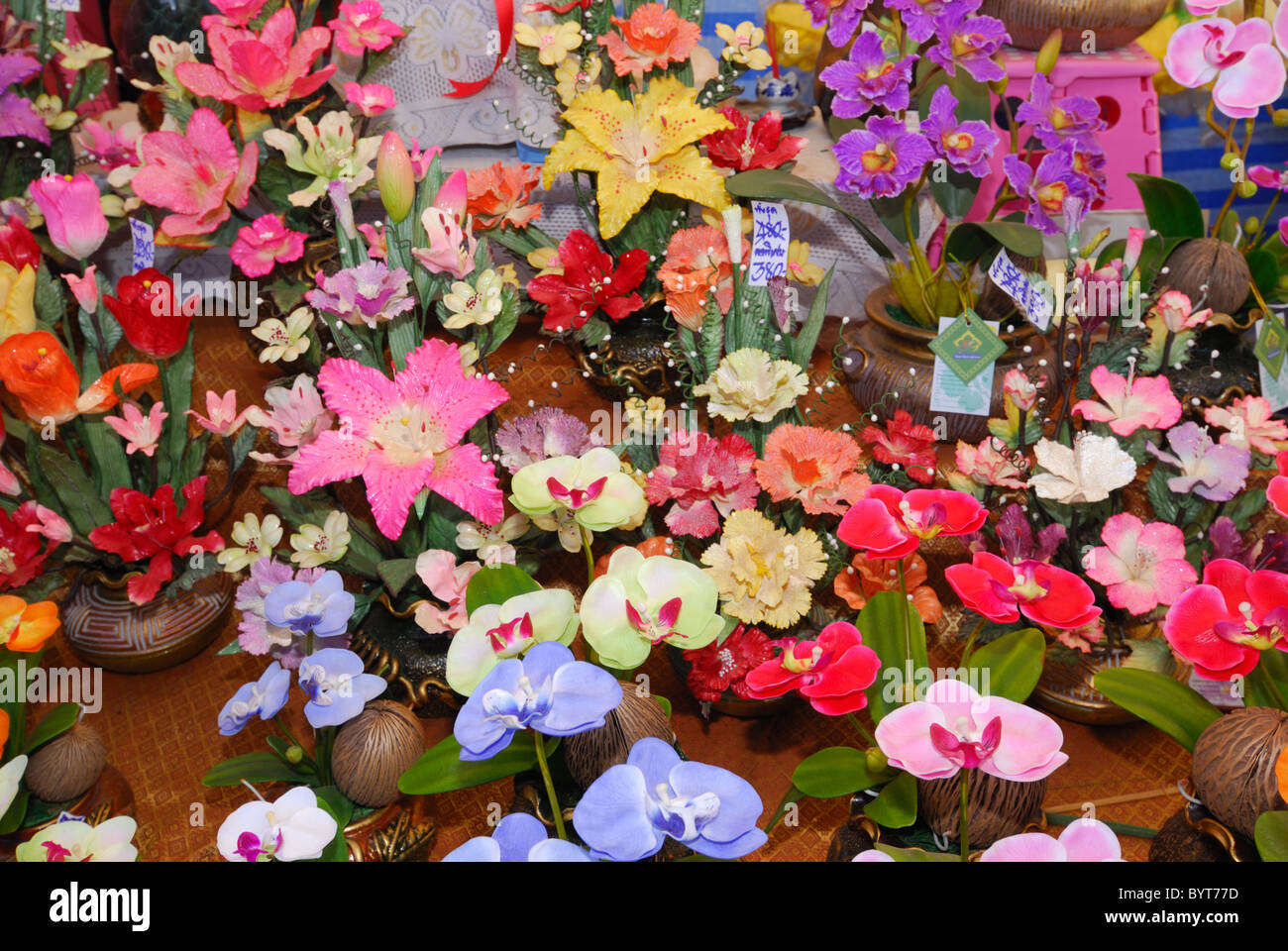 Fiori al mercato in Khon Kaen, Thailandia Foto Stock