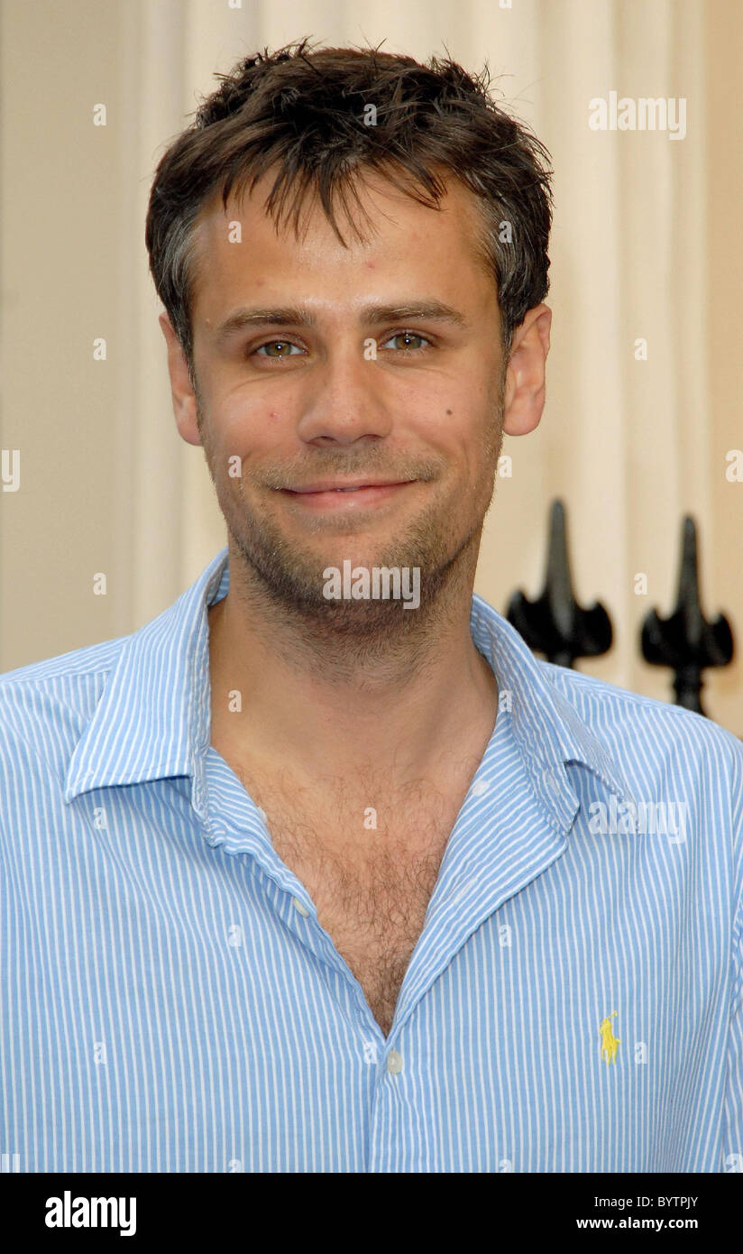 Richard Bacon Westfield London e BFC - moda in avanti Annuncio di lancio vincente di fashion designer in avanti per settembre's Foto Stock