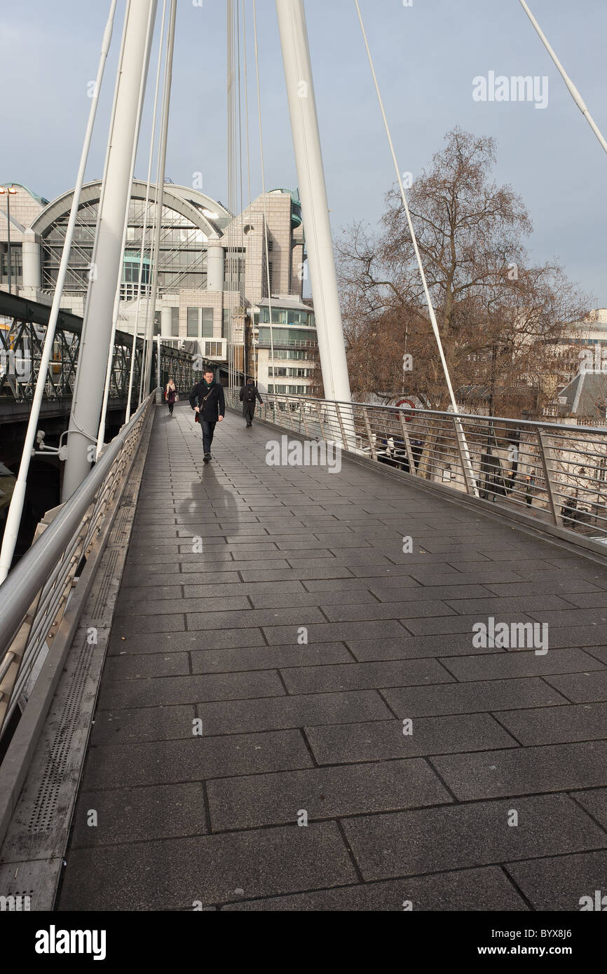 Il Golden Jubilee ponti pedonale, aka Hungerford Bridge London Foto Stock
