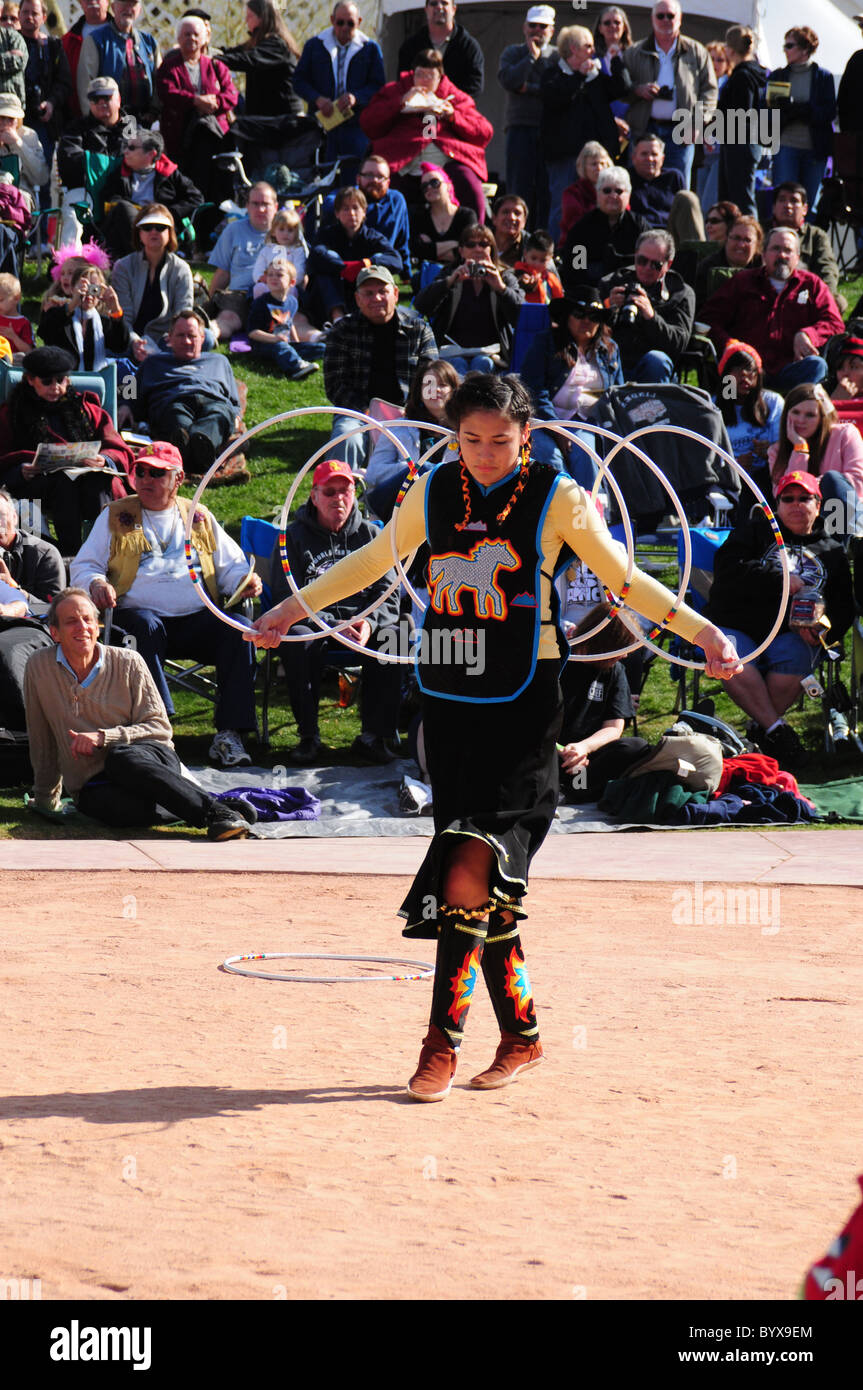 2011 native american hoop ballare nel campionato del mondo Foto Stock