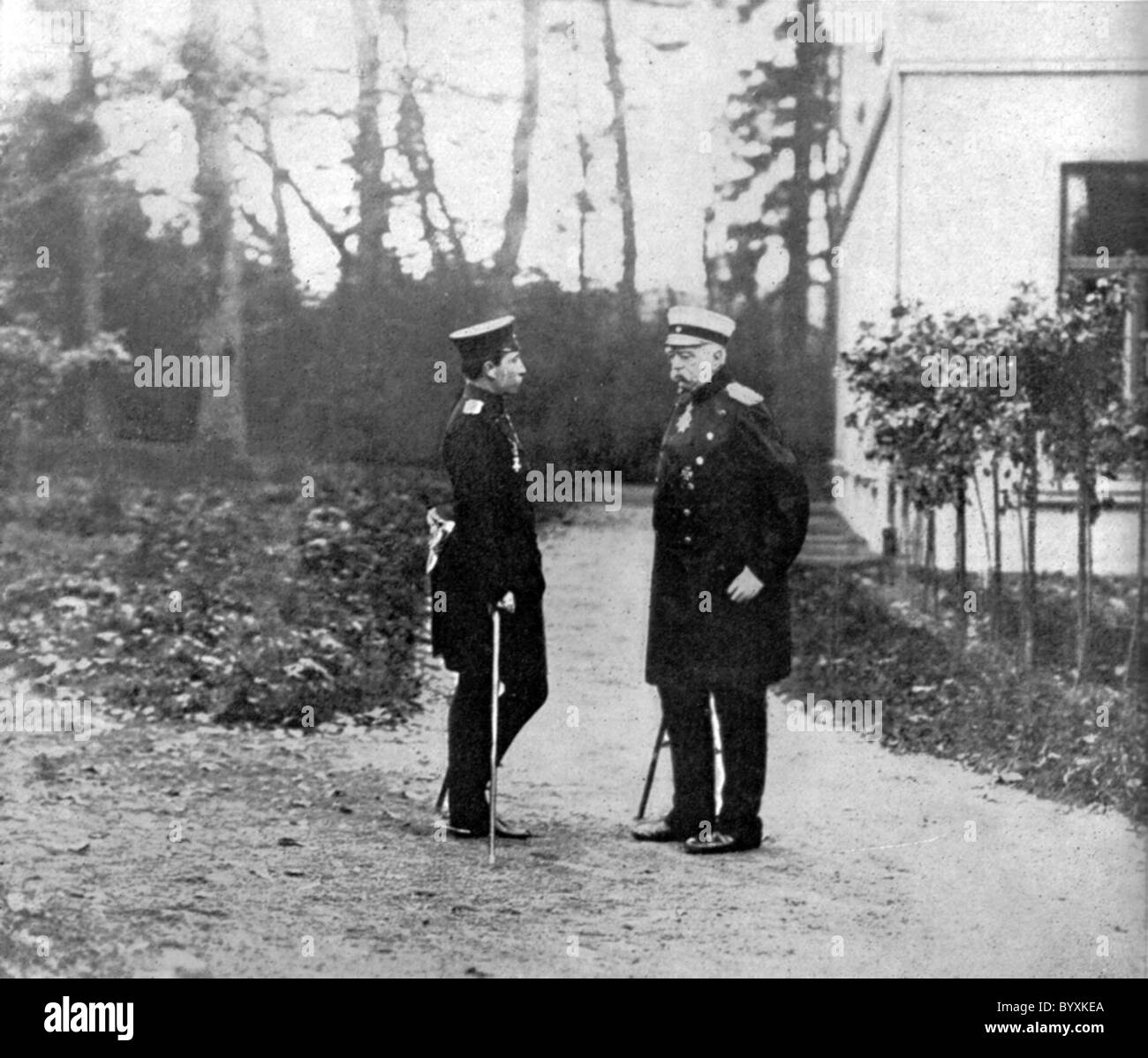 Il Kaiser Guglielmo II con Otto von Bismarck circa 1860 Foto Stock