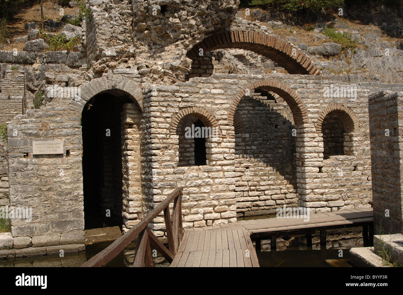 L'Albania. Butrinto. Tempio di Asclepio, costruito nel III secolo A.C. e ricostruito nel II secolo A.C. Foto Stock
