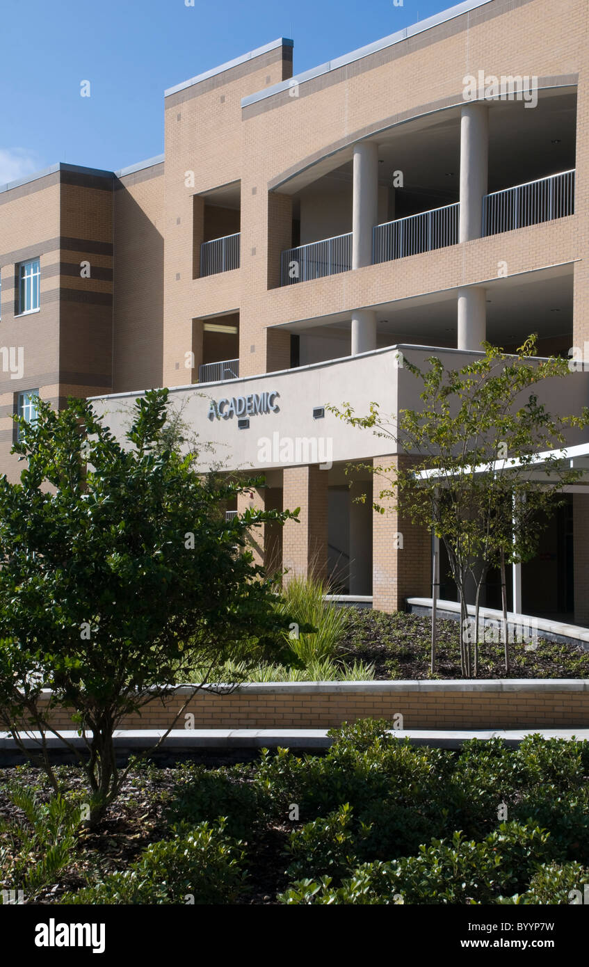 Edificio Accademico presso la Middle School in Florida. Foto Stock