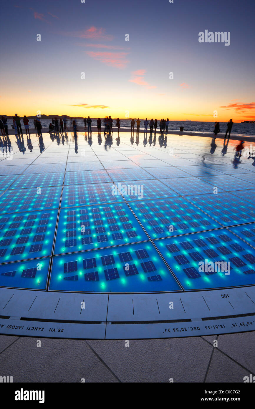 Zadar tramonto, - Saluto al Sole, Croazia, Dalmazia Foto stock - Alamy