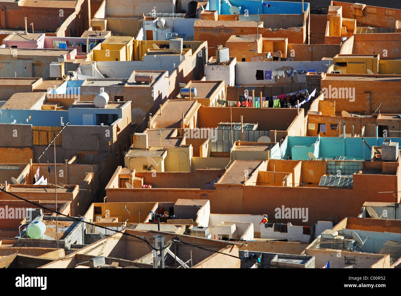 Algeria, vista in elevazione delle antiche case del borgo Foto Stock