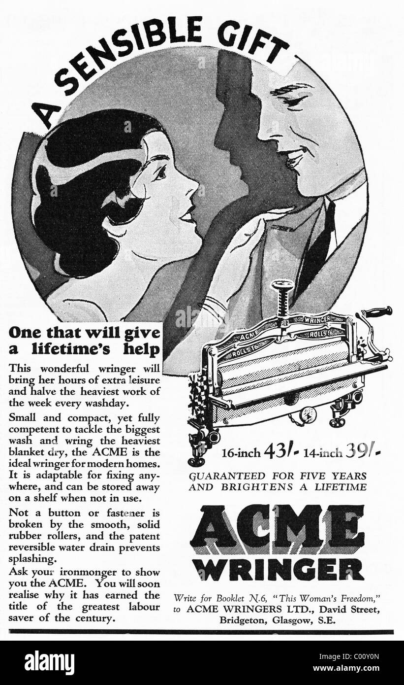 1920s annuncio nella rivista di consumatori per ACME strizzatore elettrodomestico Foto Stock