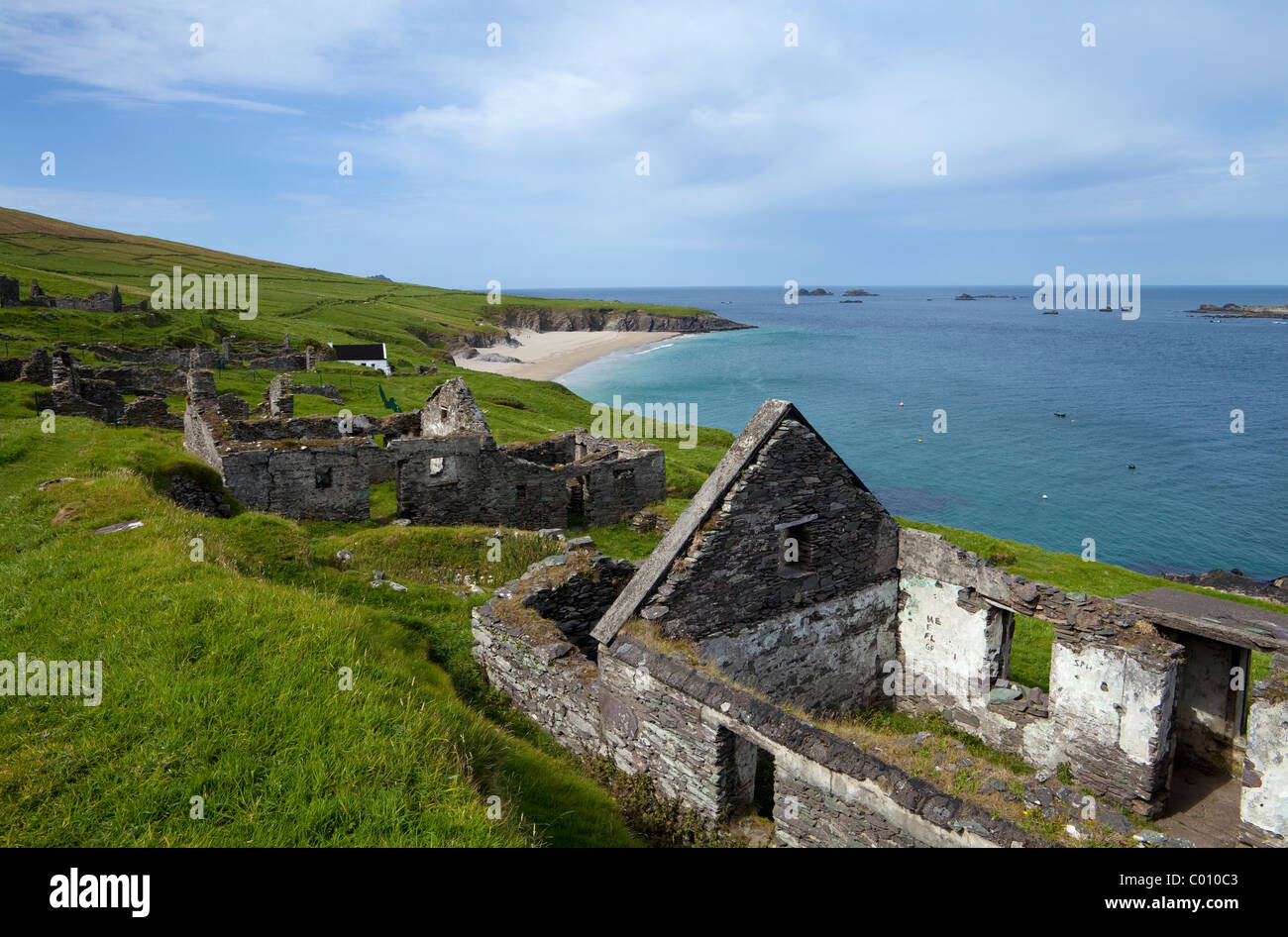 Evacuata Cottages sulla Grande Isola di Blasket, Le isole Blasket, Off Slea testa sulla penisola di Dingle, nella contea di Kerry, Irlanda Foto Stock