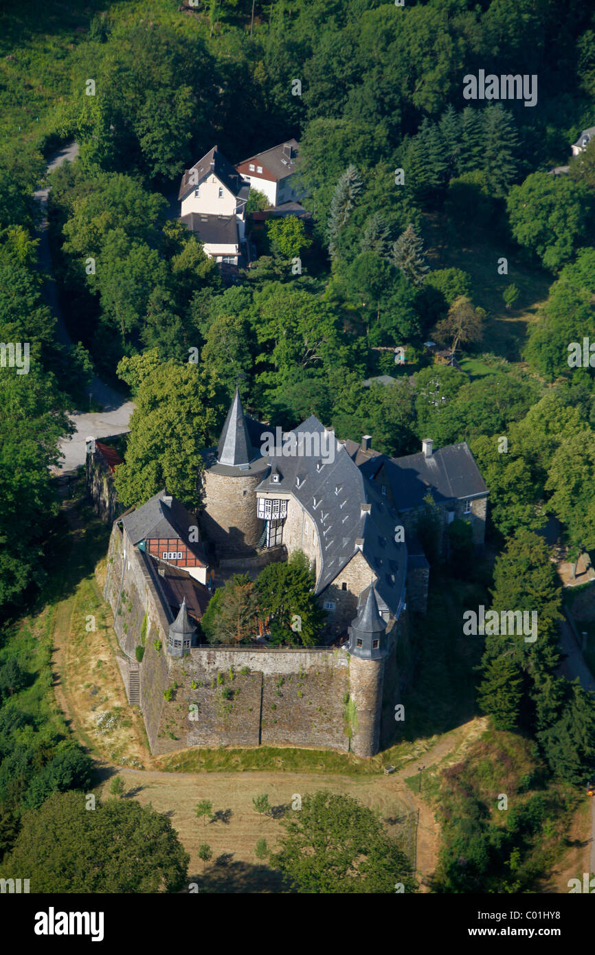 Vista aerea, MOTTE, rinnovato Schloss Hohenlimburg castello, Hagen, Ruhrgebiet area, Renania settentrionale-Vestfalia, Germania, Europa Foto Stock