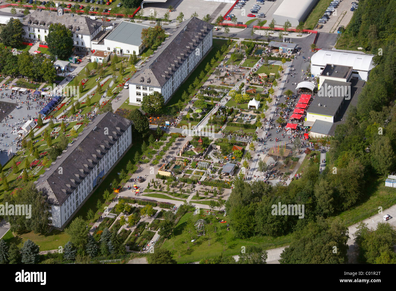 Vista aerea, giardino di stato mostrano Hemer, su una ex caserma militare, Maerkischer Kreis distretto, Sauerland Foto Stock