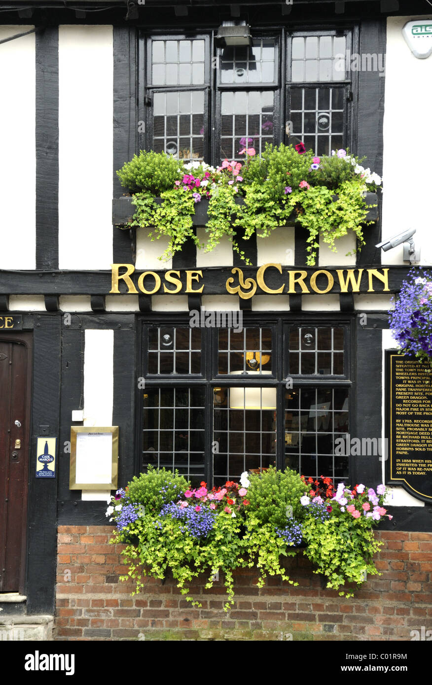 Rose and Crown pub, Stratford-Upon-Avon, Regno Unito. Foto Stock