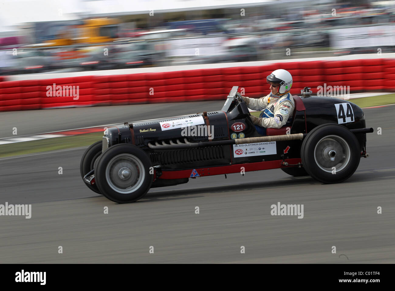Gara delle vetture anteguerra, Franz Peters in MG PA R dal 1934, Oldtimer-Grand-Prix 2010 per auto d'epoca al Nurburgring Foto Stock