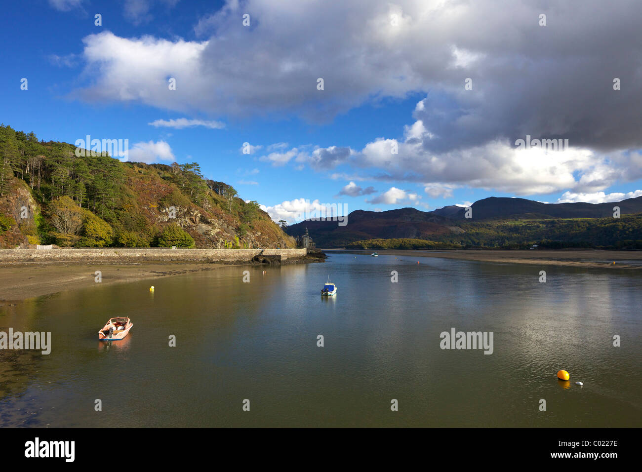 Mawddach Estuary Snowdonia vicino a Blaenau Ffestiniog Gwynedd in Galles Cymru GB Gran Bretagna Isole Britanniche Regno Unito UE Foto Stock