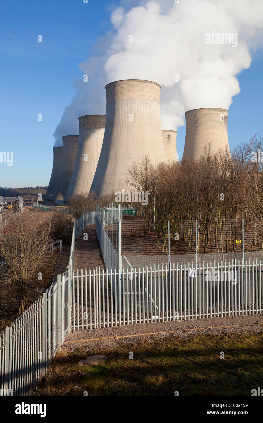 Nuovo recinto di sicurezza intorno a Ratcliffe-su-Soar di centrali elettriche a carbone Ratcliffe su soar Nottinghamshire England Regno Unito GB EU Europe Foto Stock
